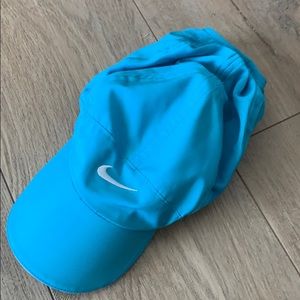 Nike Featherlight Dri-Fit Hat